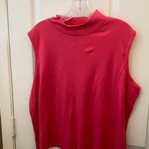 FINAL MARKDOWN Only necessities sleeveless top large